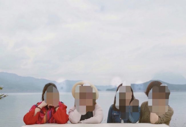 去大理玩拍的照片，身后出现诡异白影