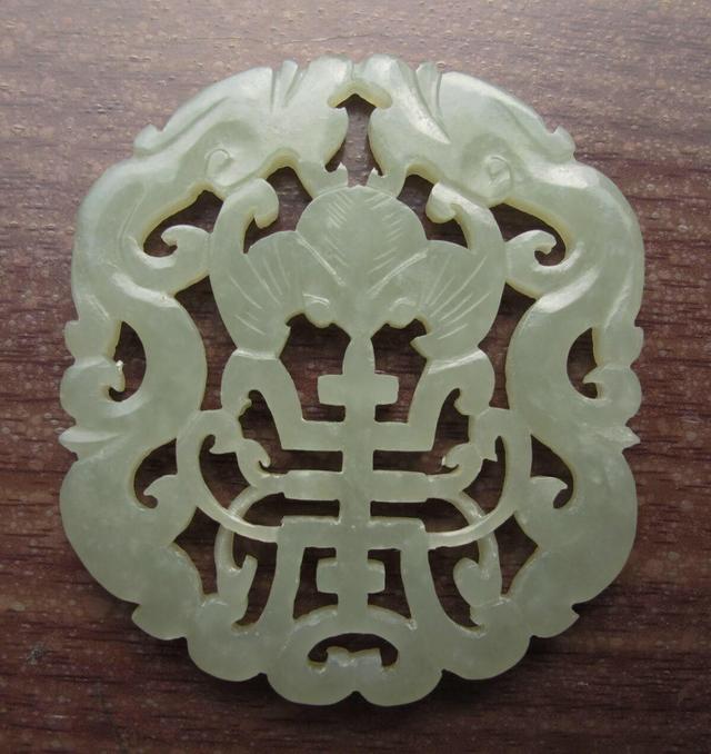 祖传的法器“玉佩”自碎,在那场可车祸中救了我一命!真实经历!