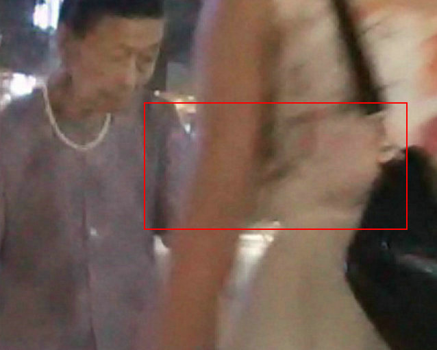 红框内这个样子有点怪异